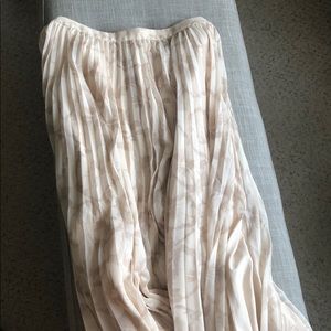 Banana Republic pleated skirt